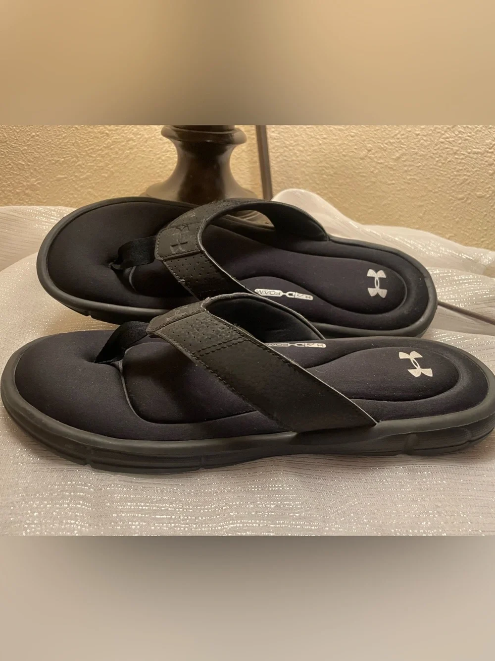Under Armour Men’s Black Foam Cushioned Flip Flops